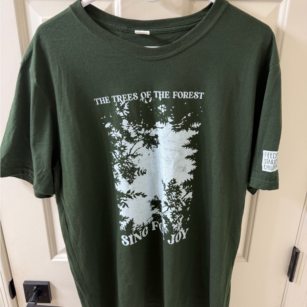 Green Graphic Tee - Short Sleeve